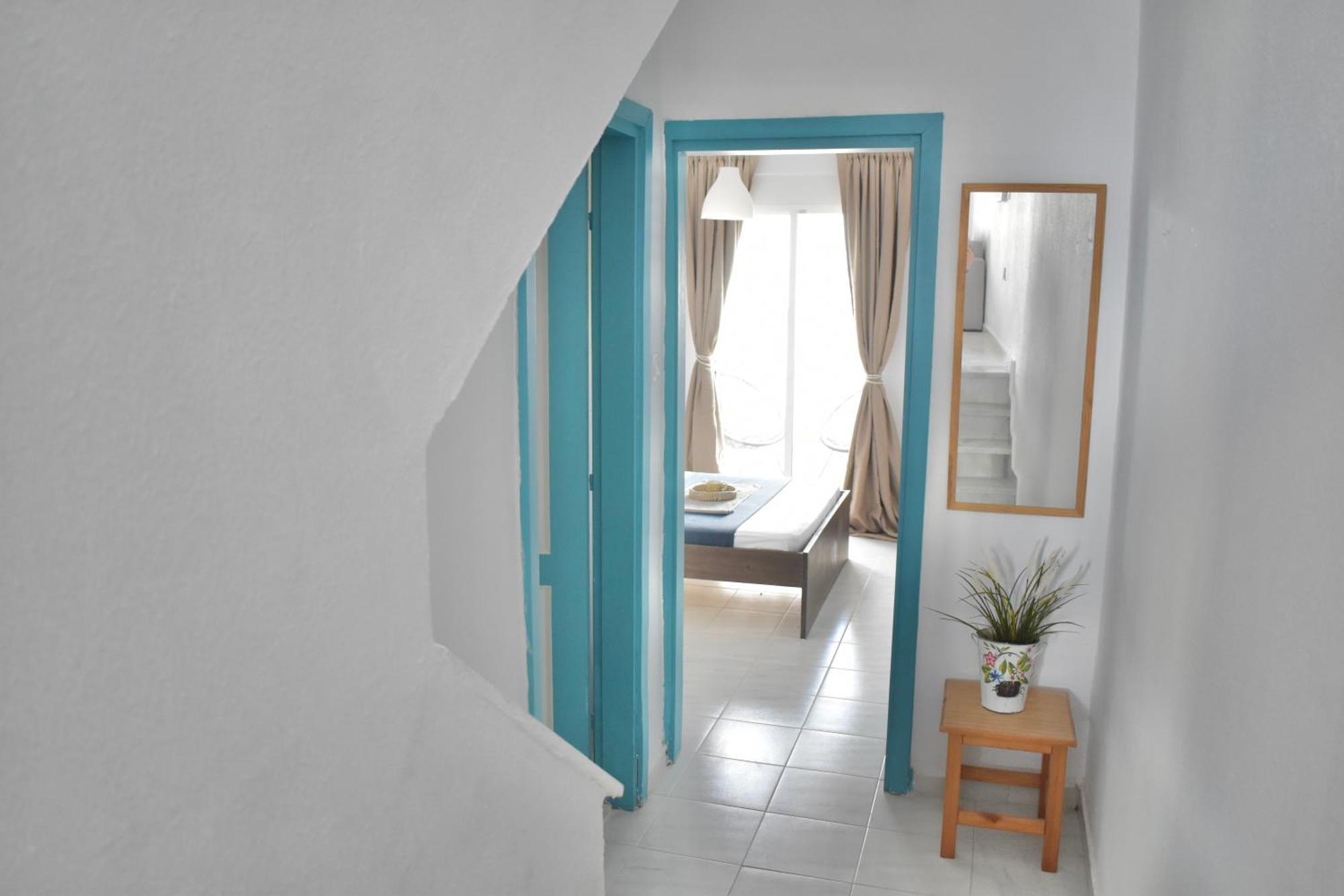 Varonos Summer Residences Siviri Quarto foto